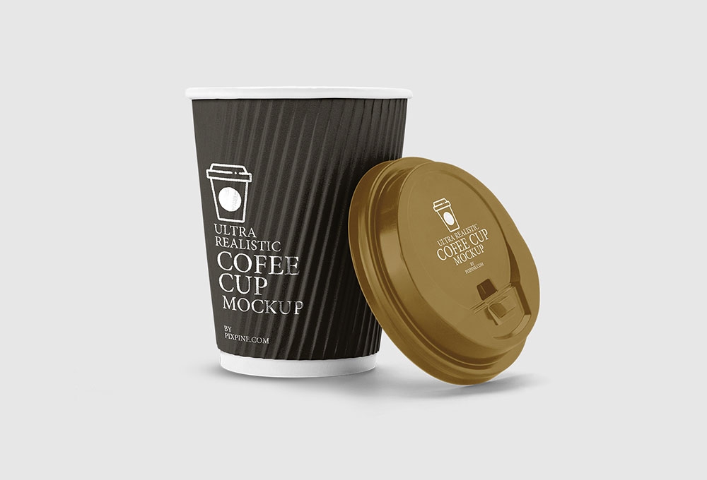 無料の現実的なコーヒーカップのモックアップ