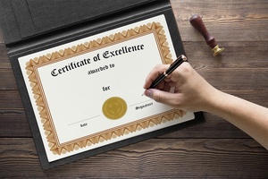 Maqueta de certificado de logro de tamaño A4
