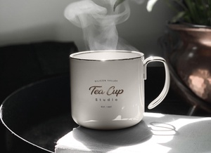 Классический керамический кофе / чайная чашка макет