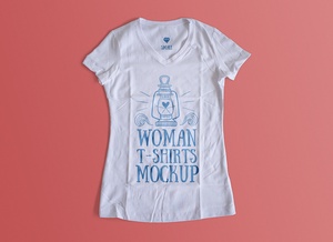 男性と女性のTシャツモックアップファイル