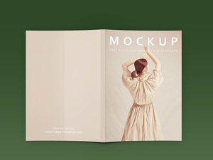 Título, Abierto y Backside Magazine Mockup Set