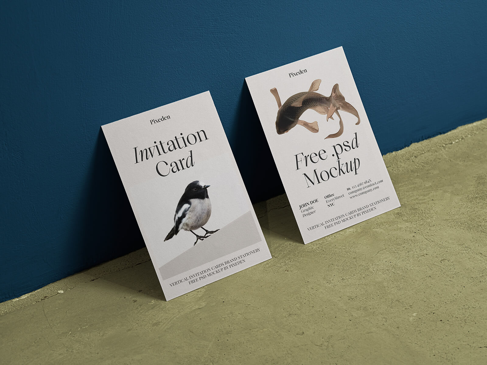 Cartes d'invitation verticale avant / arrière MACKUP
