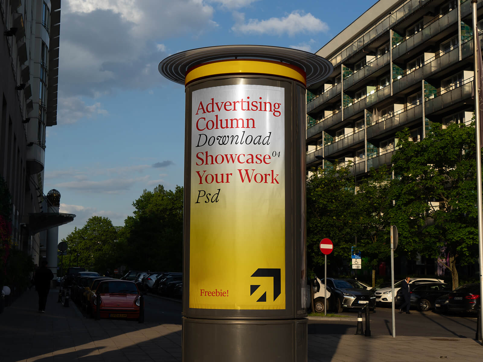 Maqueta de columna de publicidad callejera