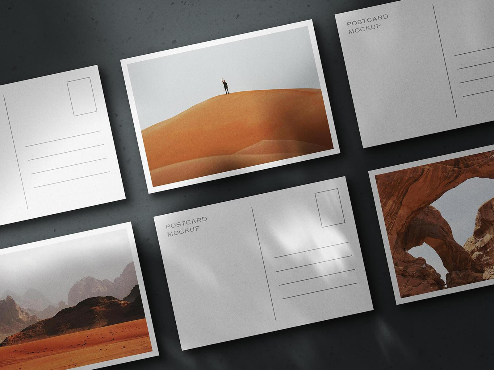 Сетка A6 Postcards Mockup