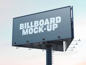 Dreieckswerbung Billboard Mockup Set