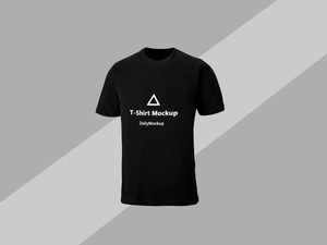 Бесплатная черная футболка Mockup