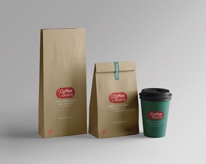 Maqueta de bolso de grano de café gratis