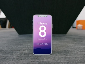 Tres maquetas de iPhone 8