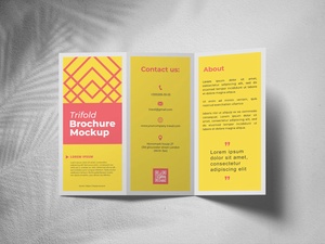 Maquetas de folleto tríptico gratis PSD